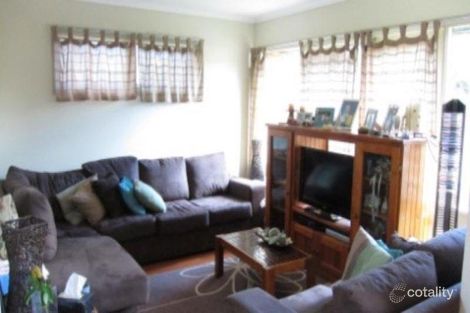 Property photo of 1 Green Lane Bradbury NSW 2560