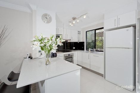 Property photo of 3/40 Wilton Terrace Yeronga QLD 4104