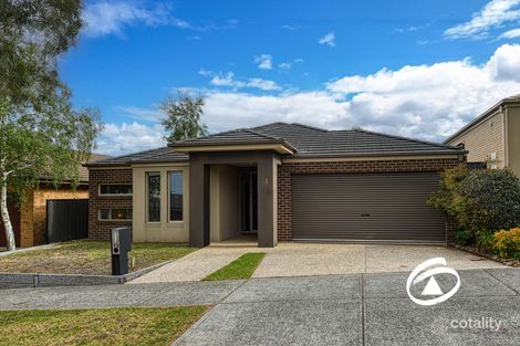 13 Bonneville Pde, Pakenham, VIC 3810