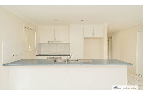 Property photo of 6 Wakim Close Gracemere QLD 4702