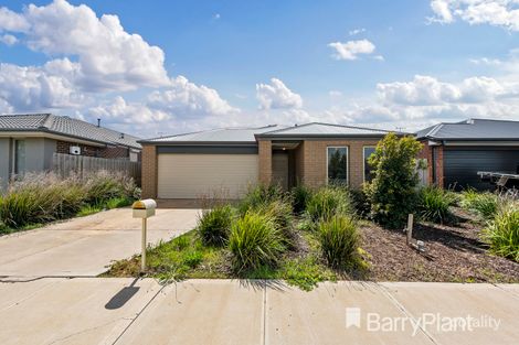 Property photo of 5 Eliza Park Drive Melton South VIC 3338