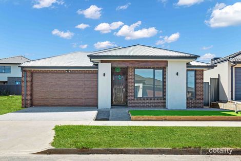 33 Grappenhall Ave, Strathtulloh, VIC 3338