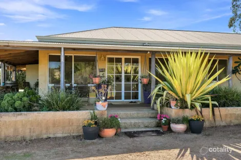 Property photo of 11 Stuart Road Moresby WA 6530