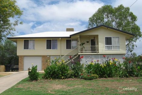 32 Dawn Cres, Emerald, QLD 4720