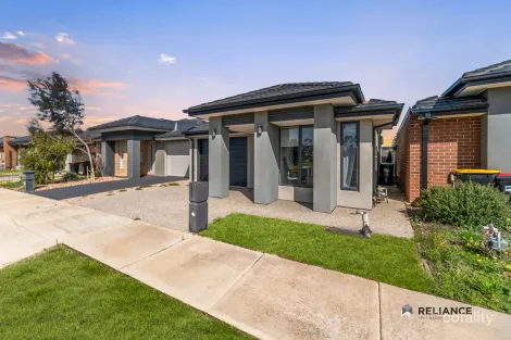 Property photo of 40 Wallangara Boulevard Harkness VIC 3337