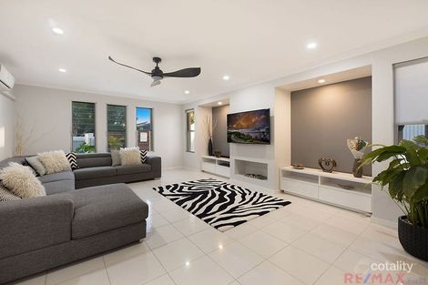 Property photo of 13 Cullen Drive Little Mountain QLD 4551