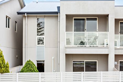 3b Leak Ave, Glenelg North, SA 5045