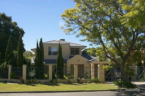 35a Macrae Rd, Applecross, WA 6153