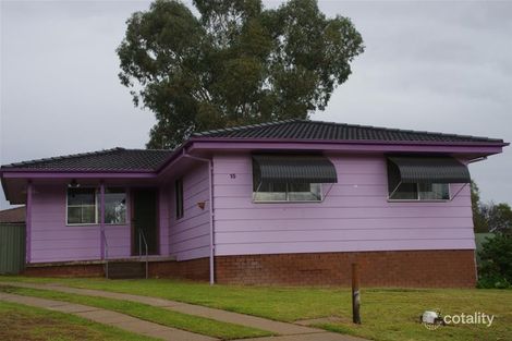 15 Jindalee Cct, Cowra, NSW 2794