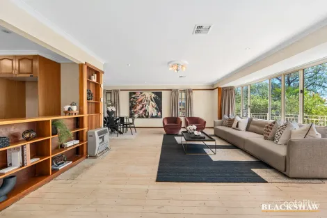 Property photo of 12 Caley Crescent Narrabundah ACT 2604