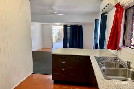 Property photo of 3 Wilson Street Labrador QLD 4215