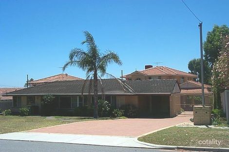 2a Howard Pde, Salter Point, WA 6152