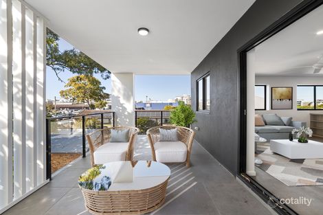 Property photo of 303/9 Violet Street Redcliffe QLD 4020