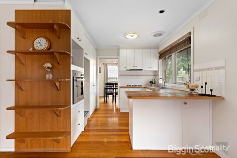 Property photo of 5 Nicholas Avenue Glen Waverley VIC 3150