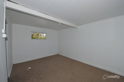 Property photo of 18 Clytie Road Silver Sands WA 6210