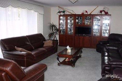 Property photo of 19 Gramar Way Hampton Park VIC 3976