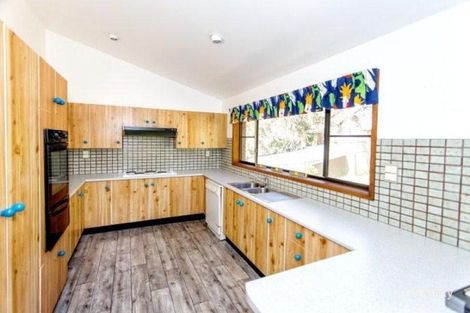 Property photo of 27 Arrowfield Street Eleebana NSW 2282