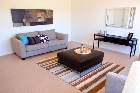 Property photo of 9 Grassland Grove Leopold VIC 3224