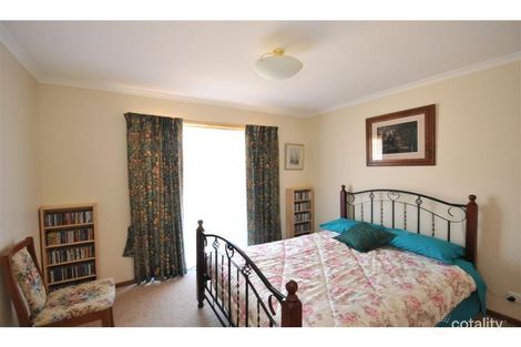 Property photo of 1/38 Black Street Long Gully VIC 3550