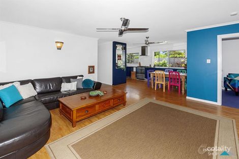 Property photo of 5 Mimosa Street Holloways Beach QLD 4878