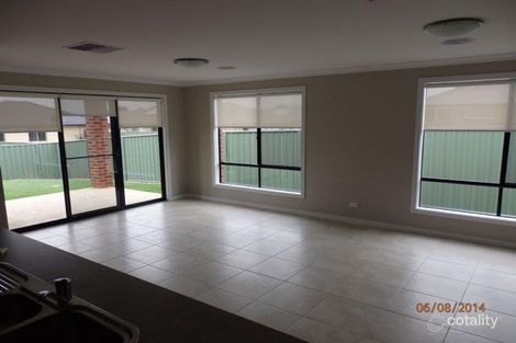 Property photo of 4 Victoria Cross Parade Wodonga VIC 3690