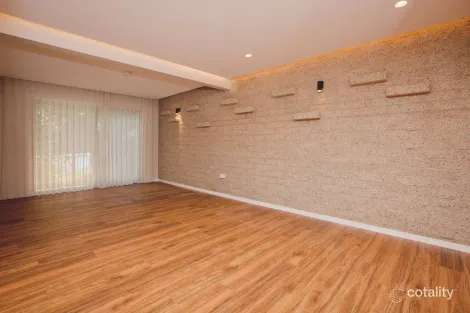 Property photo of 76B Ross Crescent Griffith NSW 2680