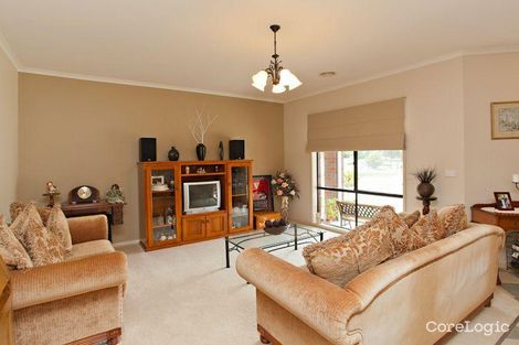 Property photo of 41 Erin Court Wallace VIC 3352