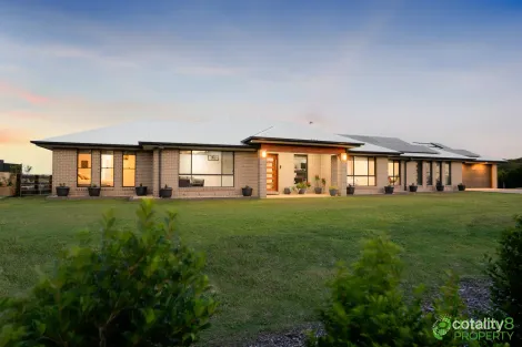 Property photo of 15 Haven Court Samsonvale QLD 4520