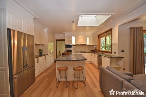 Property photo of 10 Doreen Court Montrose VIC 3765