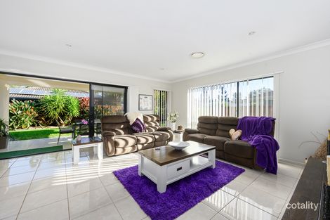 Property photo of 2 Schneid Street Mudgeeraba QLD 4213