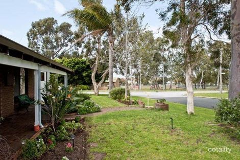 Property photo of 2 Minda Place Wanneroo WA 6065