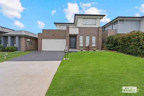 25 Kingsdale Ave, Catherine Field, NSW 2557