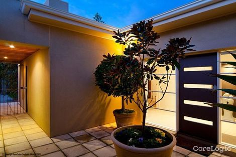Property photo of 20 Maxwell Terrace Glenelg East SA 5045