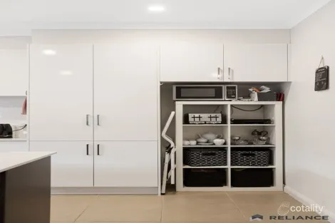 Property photo of 75 Balmain Road Mickleham VIC 3064