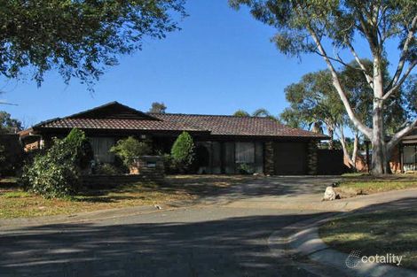 4 Moonbeam Cl, St Clair, NSW 2759