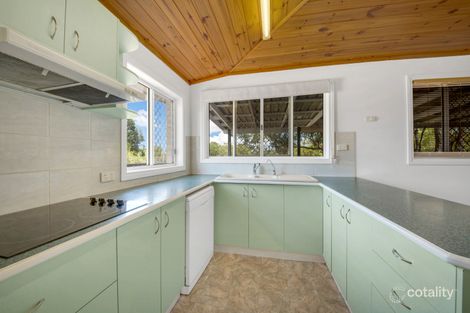 Property photo of 7 Cooloola Close South Gladstone QLD 4680