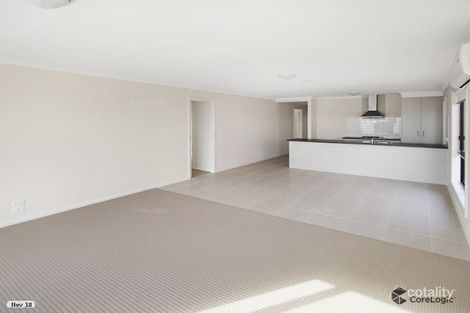 Property photo of 10 Gillespie Drive Weir Views VIC 3338