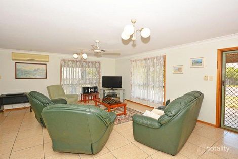 Property photo of 19 Fairway Drive Urraween QLD 4655