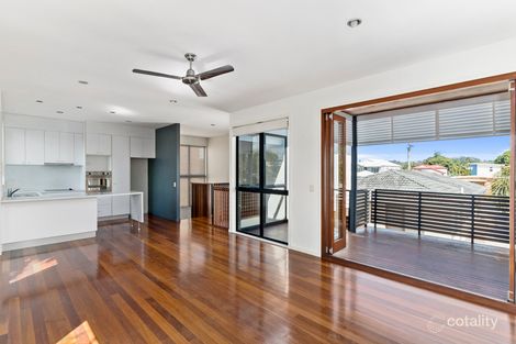 Property photo of 2/37 Third Avenue Palm Beach QLD 4221