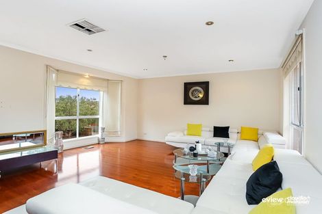 Property photo of 6 Green Valley Grove Meadow Heights VIC 3048