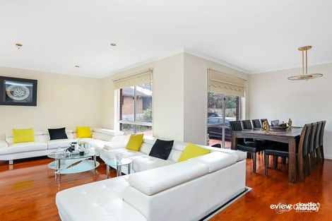 Property photo of 6 Green Valley Grove Meadow Heights VIC 3048
