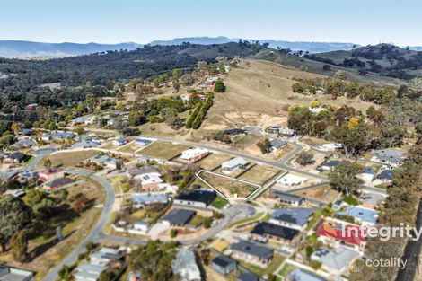 5 Leatham Cl, Alexandra, VIC 3714