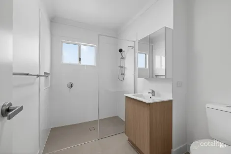 Property photo of 2 Binkar Street Chermside QLD 4032