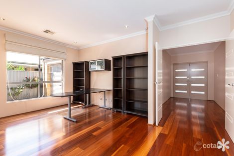 Property photo of 5 Bluebeech Way Piara Waters WA 6112