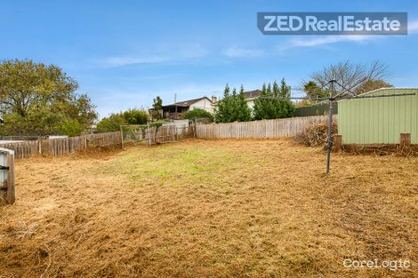 Property photo of 5 Myrtle Grove Doveton VIC 3177