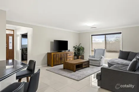 Property photo of 28 Trevean Drive Kleinton QLD 4352