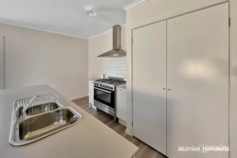 Property photo of 20 Collins Court Yarram VIC 3971