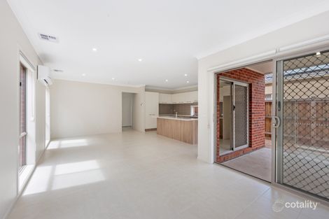 Property photo of 44 Dingo Street Point Cook VIC 3030