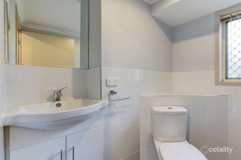 Property photo of 16 Warrawong Street Chapel Hill QLD 4069