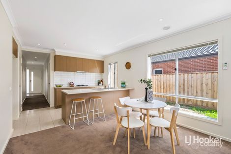 Property photo of 9 Walgett Street Point Cook VIC 3030